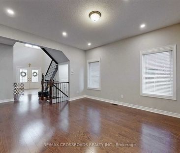 For Lease - 62 Romanelli Crescent, Bradford West Gwillimbury, Ontario - Photo 2