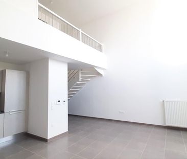 location Appartement T3 DE 75.4m² À BORDEAUX - Photo 2