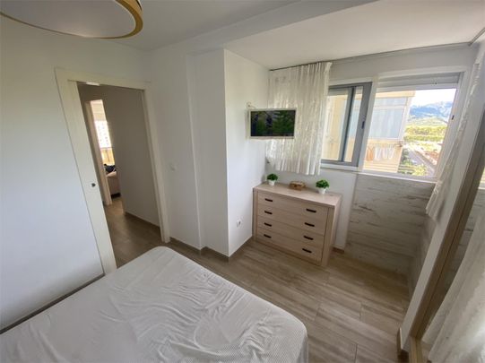 Apartamento de alquiler en Calle Carrer de la Valldigna, 19, Playa de Gandia - Photo 1
