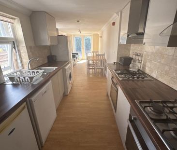 7 bedroom terraced house to rent - Photo 4