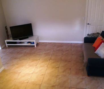 “2 Storey Family House” - Photo 5