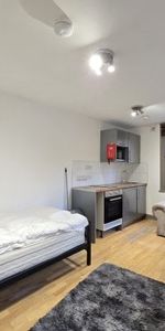 Kilburn High Road, NW6, Property for rent - Photo 4