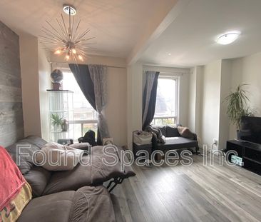$1,799 / 2 br / 1 ba / 1100 sqft 33 Harvey St unit 1 - Photo 1