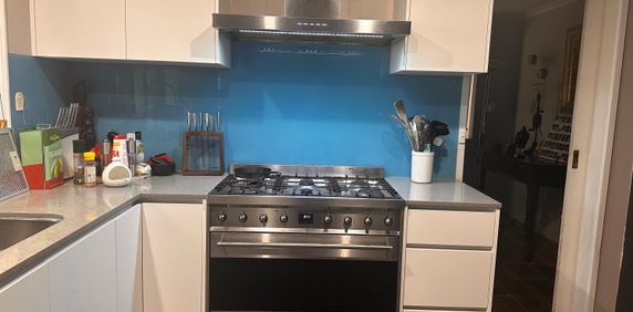 Isabella Plains - Photo 2