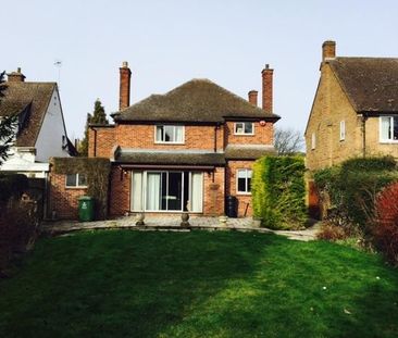 4 bedroom detached house to rent - Photo 4