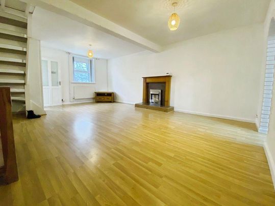 2 bedroom house to rent - Photo 1