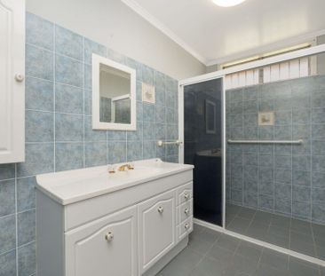 Share House - Rooms available in home close to shops and public tra... - Photo 6