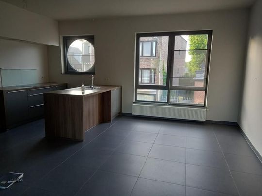 Instapklaar appartement 1ste verdieping. - Photo 1