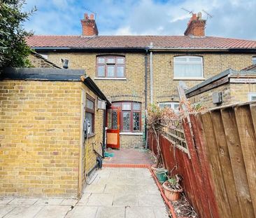 2 bedroom cottage to rent - Photo 5