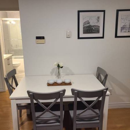 2 bed 1 bath - Functional and Fully Furnished - Photo 1