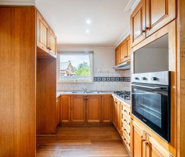 3 BEDROOM VILLA UNIT IN EXCELLENT LOCATION - Photo 3