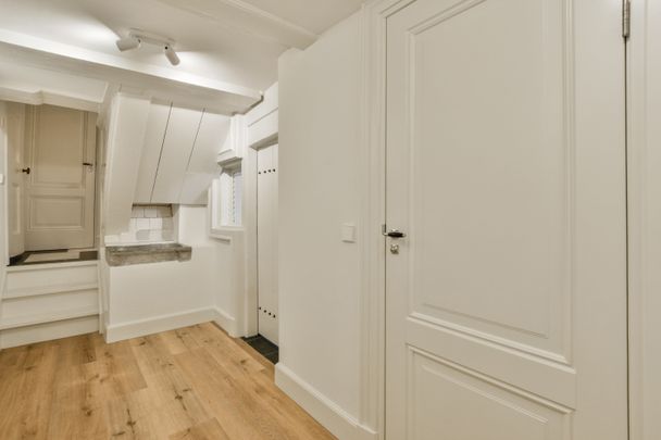 Te huur: Appartement Singel 212 A in Amsterdam - Foto 1