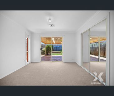 22 Roser Drive, Altona Meadows, Vic 3028 - Photo 5