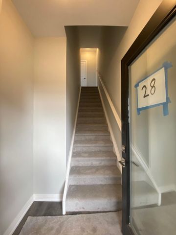 For Lease - 6705 CROPP Street Unit# 28, Niagara Falls, Ontario - Photo 4
