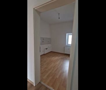 2 Zimmer Dachgeschoss Wohnung zu vermieten! *Video* - Photo 3