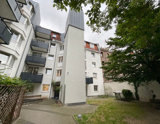 KS an CS - MB 01.04.25 - 4-Zimmer-Wohnung mit Balkon, Lift und TG-Stellplatz - Photo 1