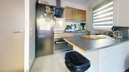 Location Appartement 2 pièces 41m² MARSEILLE 11ème - Photo 5