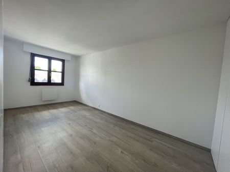 Location Appartement 2 pièces 48m² LAMBERSART 59130 - Photo 4