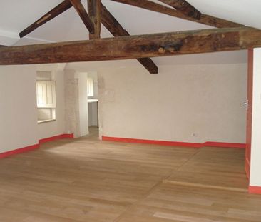 Location appartement 2 pièces, 57.00m², Fontenay-le-Comte - Photo 3