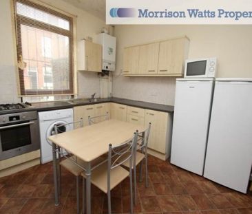 4 Bed - Welton Place, Hyde Park, Leeds - Photo 4