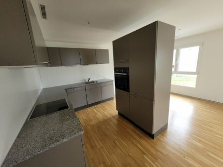 Comfort & top location: dream apartment in Grenchen! - Photo 4