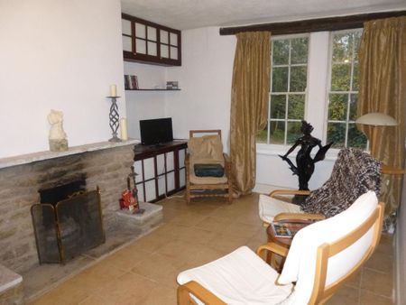 2 bedroom semi-detached house to rent - Photo 4