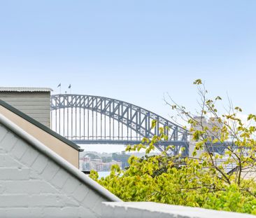 Immaculate townhouse - stroll to ferry - Photo 2