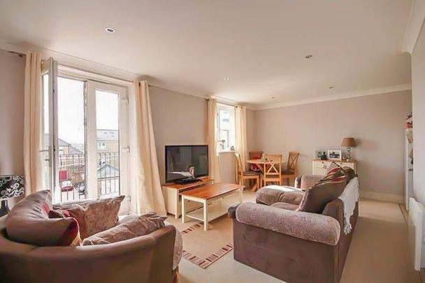 2 bedroom flat to rent - Photo 1