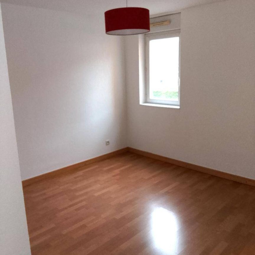 Location appartement récent 3 pièces 70.47 m² à Marignier (74970) 5 - Photo 1