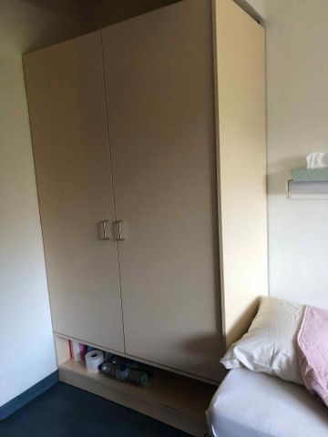 — Stalhof - Photo 2