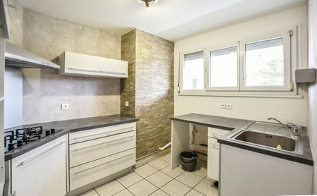 BESANÇON - CHAPRAIS Appartement Besancon 4 pièce(s) 72 m2 - LOCATION NUE - - Photo 3