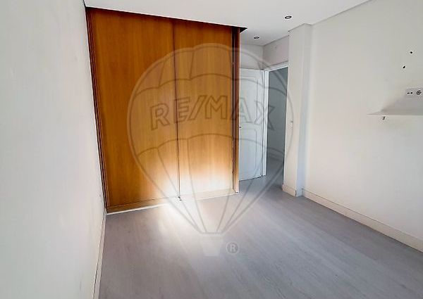 Apartamento T3 em Lisboa