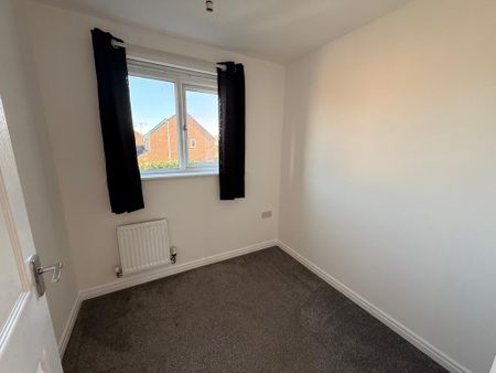 3 bedroom mews to rent - Photo 5