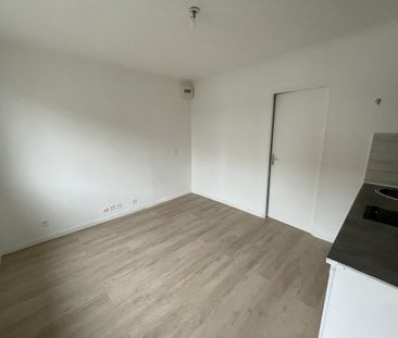 Appartement à louer à Longuenesse • - Photo 4