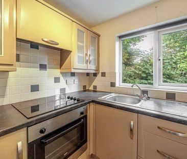 1 bedroom flat to rent - Photo 6