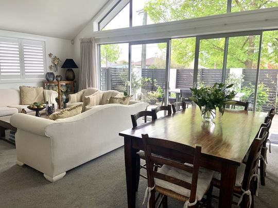 Papanui, 3 bedrooms - Photo 1