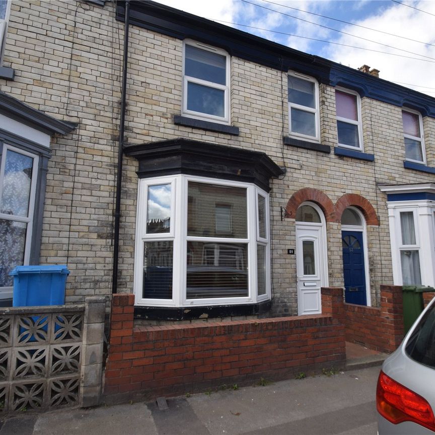 2 bed terraced house to rent in Tindall Street, Scarborough, YO12 - Photo 1