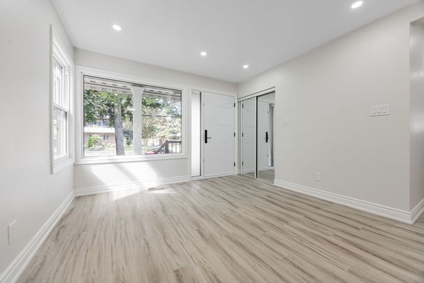 For Lease - 225 Essex- Entire House Avenue, Richmond Hill, Ontario - Photo 1