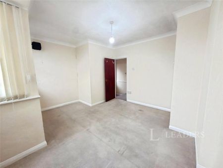 2 bedroom semi-detached house to rent - Photo 4