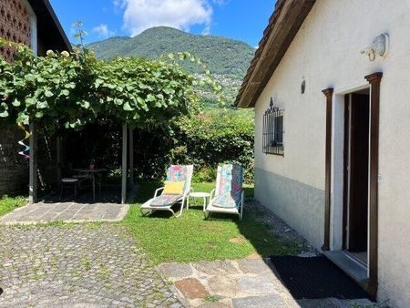 Ferienwohnung mit Pergola / appartamento di vacanze con pergola - Foto 2