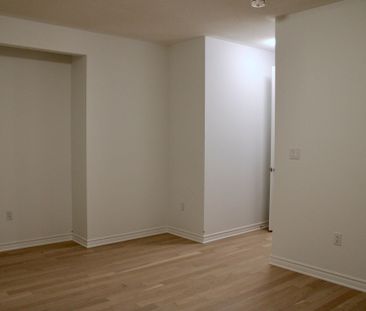 For Lease - 32 Foxley Heights, Barrie, Ontario - Photo 4