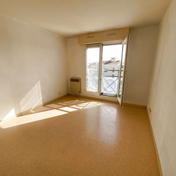Location Appartement 1 pièce 18m² BORDEAUX 33000 - Photo 1