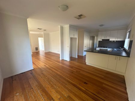 2/1 Bevan Avenue - Photo 5