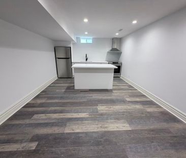 For Lease - basement138 Lady Fenyrose Avenue, Vaughan, Ontario - Photo 5