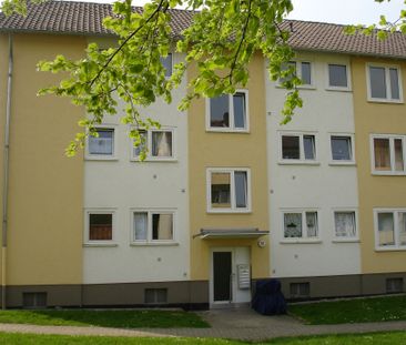 Ideal für die kleine Familie oder Paare! 3-ZKB-Wohnung in schönem W... - Photo 2