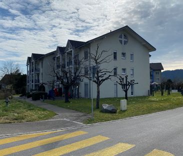 Zu vermieten nach Vereinbarung 4.5 Zi-Wohnung mit 2 Balkone - Photo 4