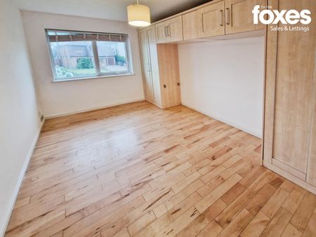 2 bed flat to rent in Overcombe Court, 22 St. Johns Road, Bournemouth, Dorset, BH5 1EW - Photo 3