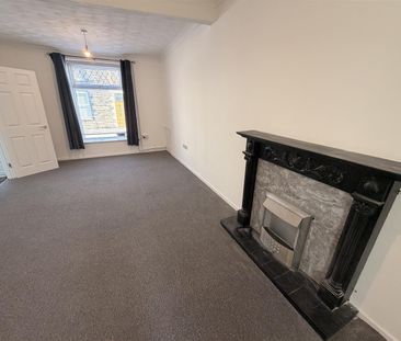 House - Terraced For Rent Whitting Street, Porth - Photo 1