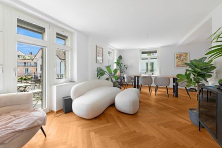 Work & Live Combined: Exclusive 5.5-room apartment in Wil - Photo 5