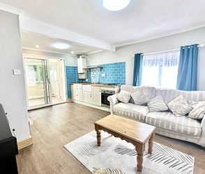 King Street, CT11 8PH, Ramsgate - Photo 3